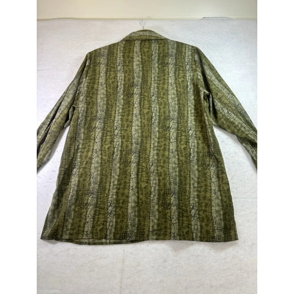Ashley Stewart Button Up Shirt Women Size 18 Green Long Sleeve Animal Print